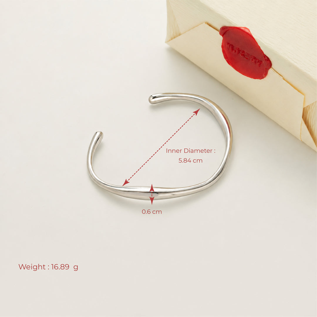 Crescent Cuff