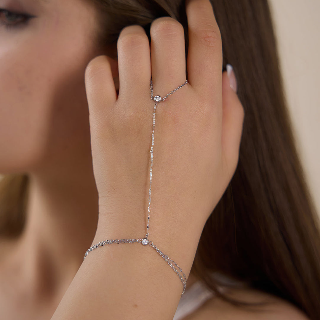 Solene Hand Chain