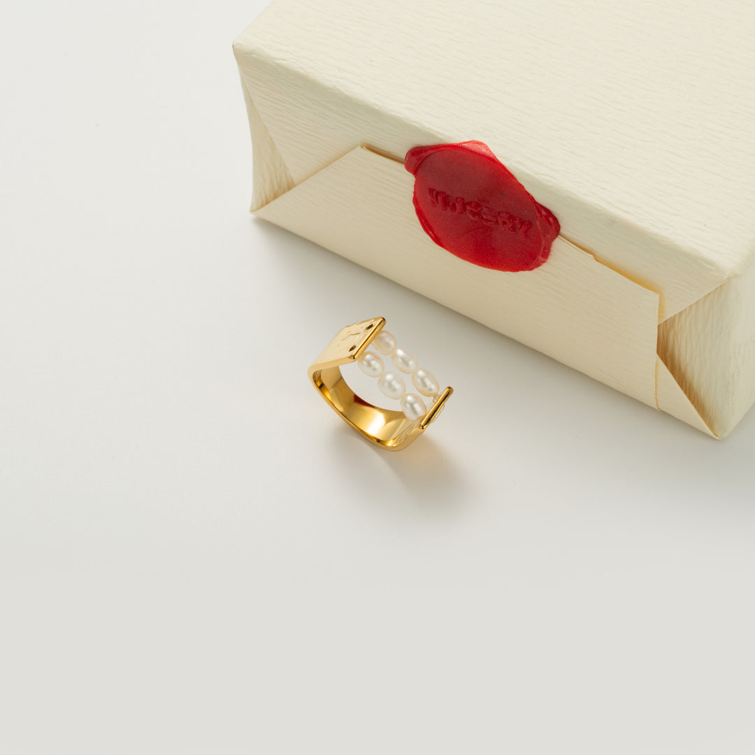 Lustre Band